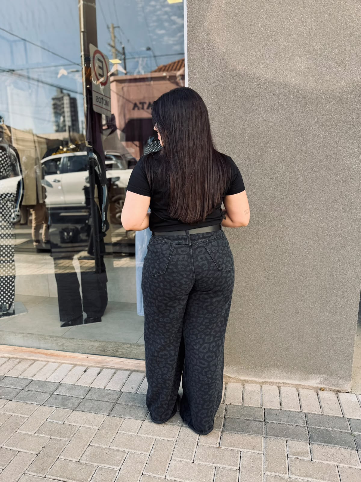 Wide Leg Jeans Onça Black - Pré Venda