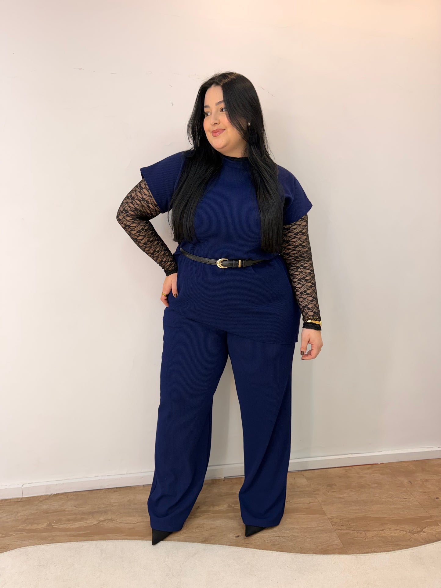 Conjunto Assimétrico com Calça em Ribana Sabrina