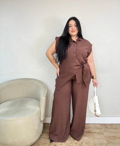 Conjunto Feminino em Marrant com Amarração Luana