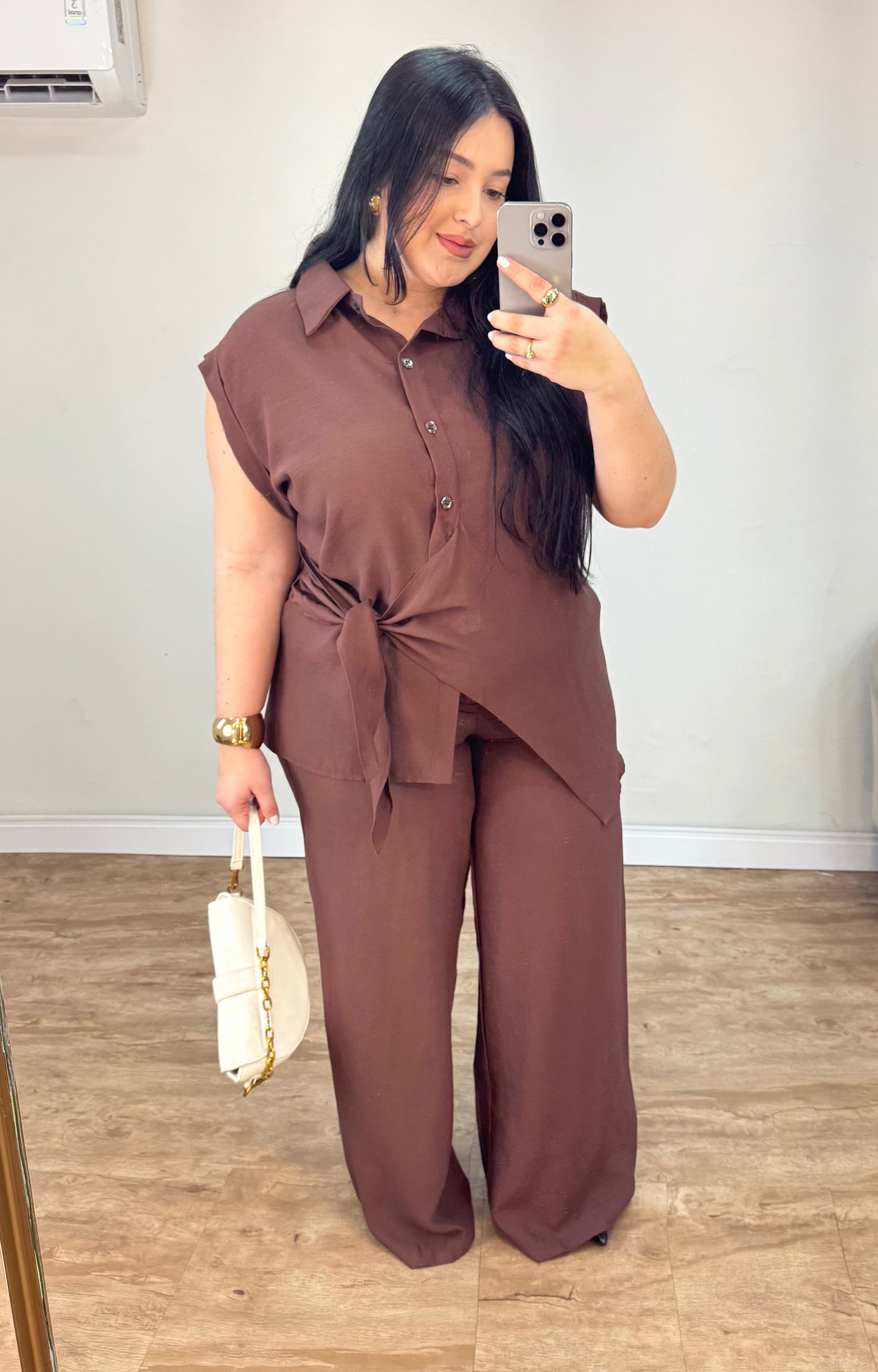 Conjunto Feminino em Marrant com Amarração Luana