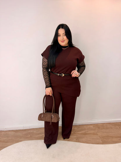 Conjunto Assimétrico com Calça em Ribana Sabrina
