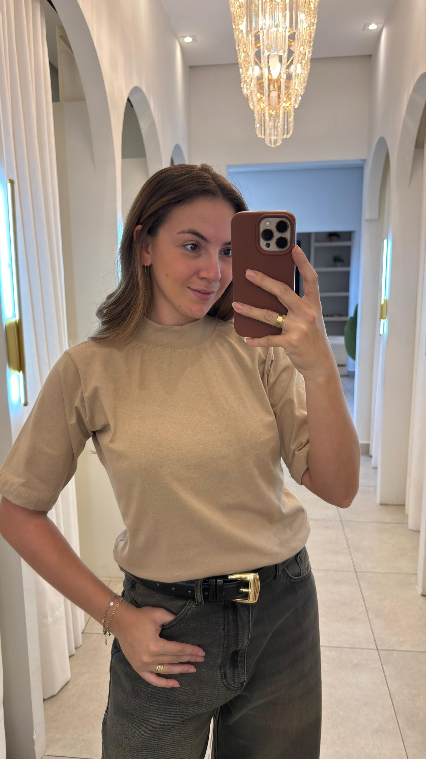 Blusa Feminina Gola Alta em Algodão Zara