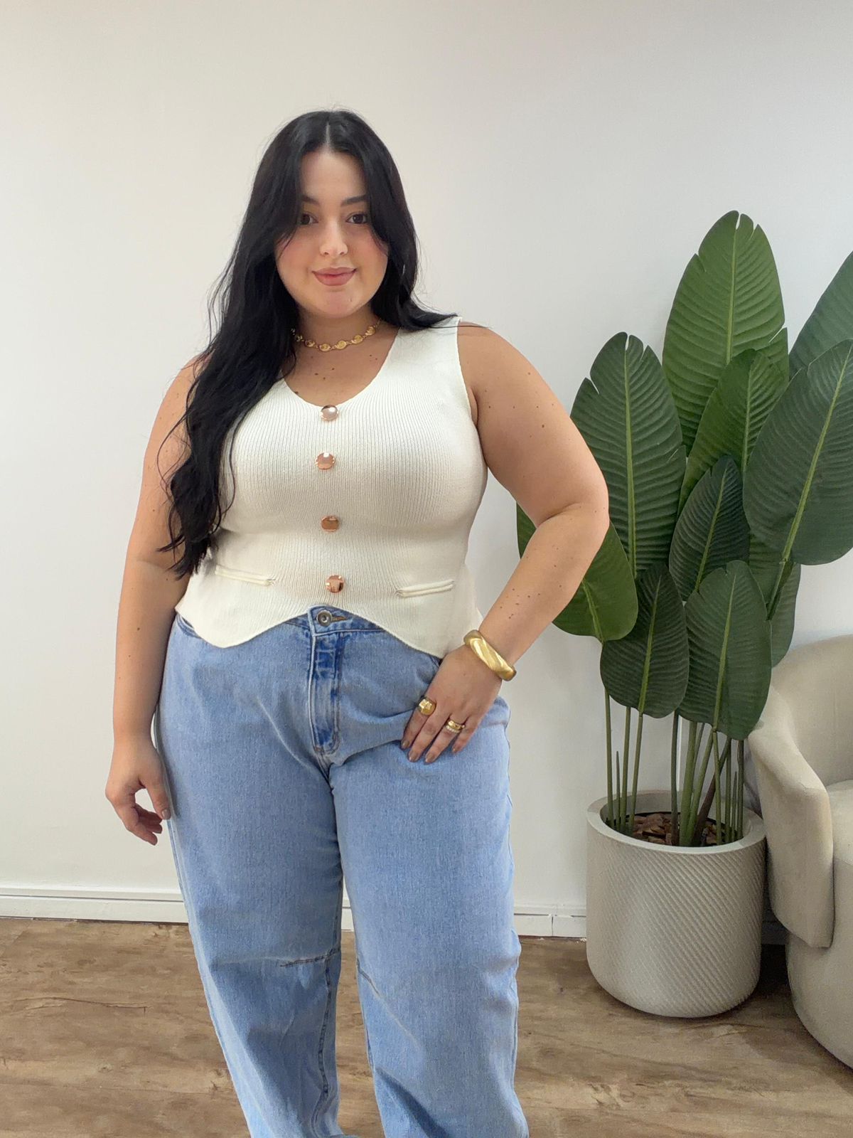 Colete Feminino em Tricô Versátil e Elegante