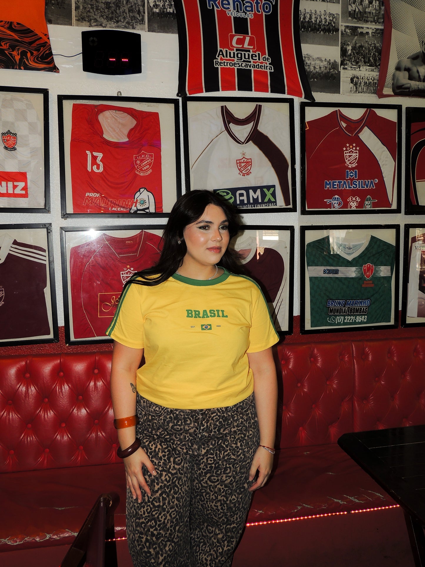 Camiseta do Brasil com Listra Bordada