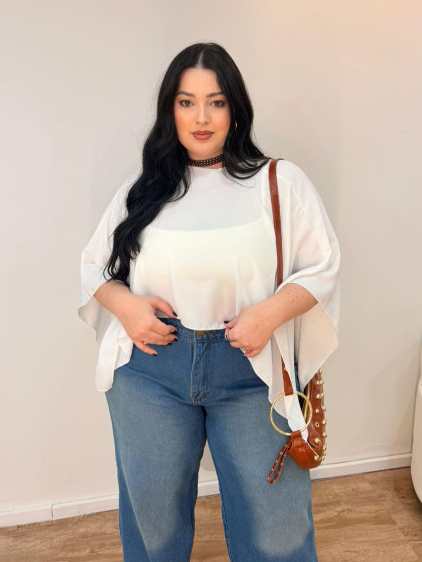 Blusa Capa em Tule
