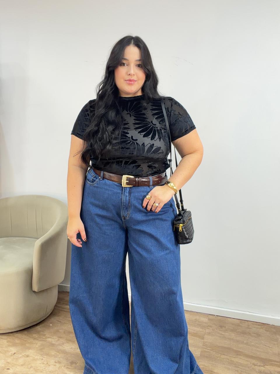 Blusa Tule Devore Farm