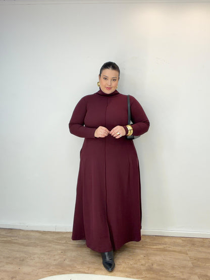 Vestido Canelado de Gola e Manga Longa em Tecido Premium