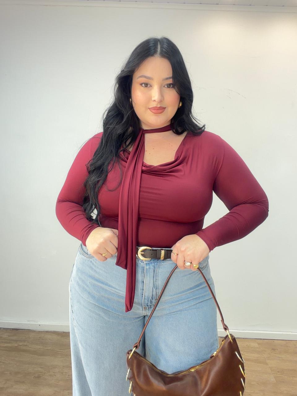 Blusa decote Degagê