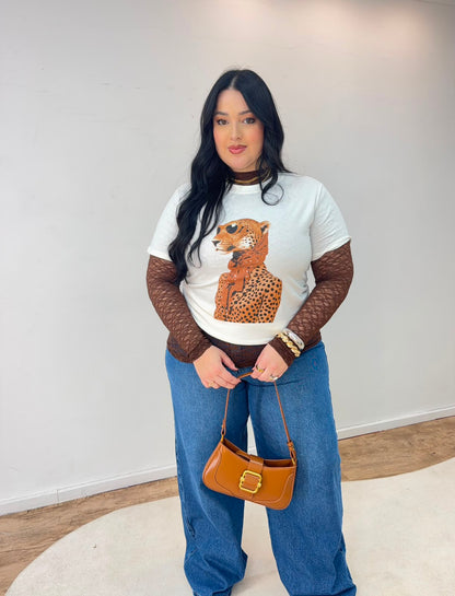 T-Shirt Over Tigresa