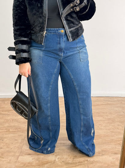 Calça Jeans Wide Leg Sujinha com Bolso Faca