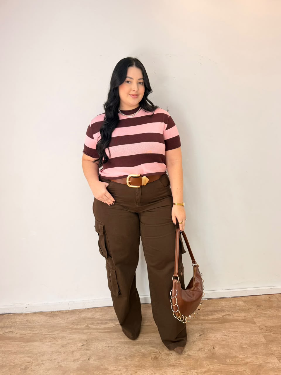 T-shirt cropped em tricô listrada