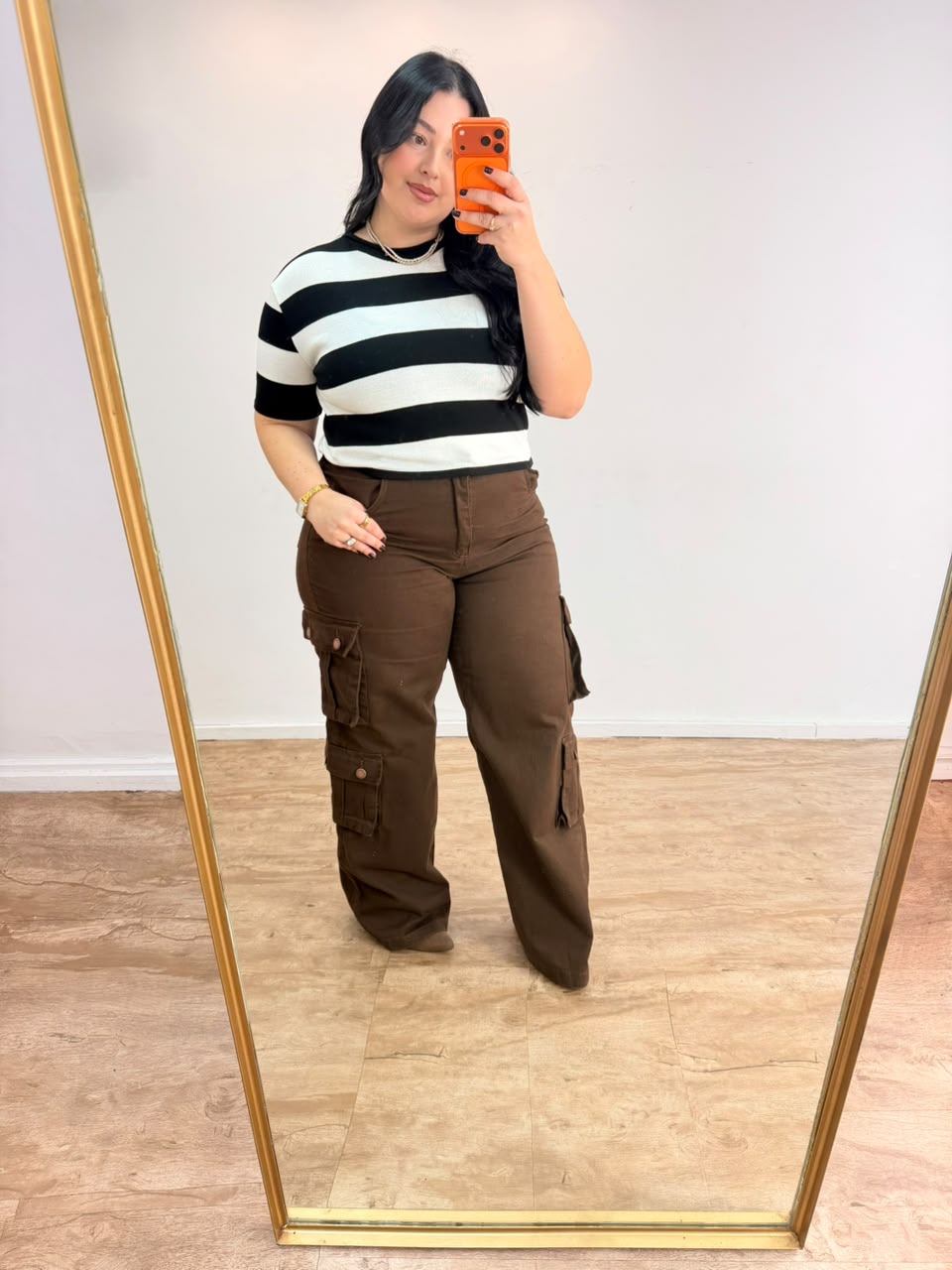 T-shirt cropped em tricô listrada
