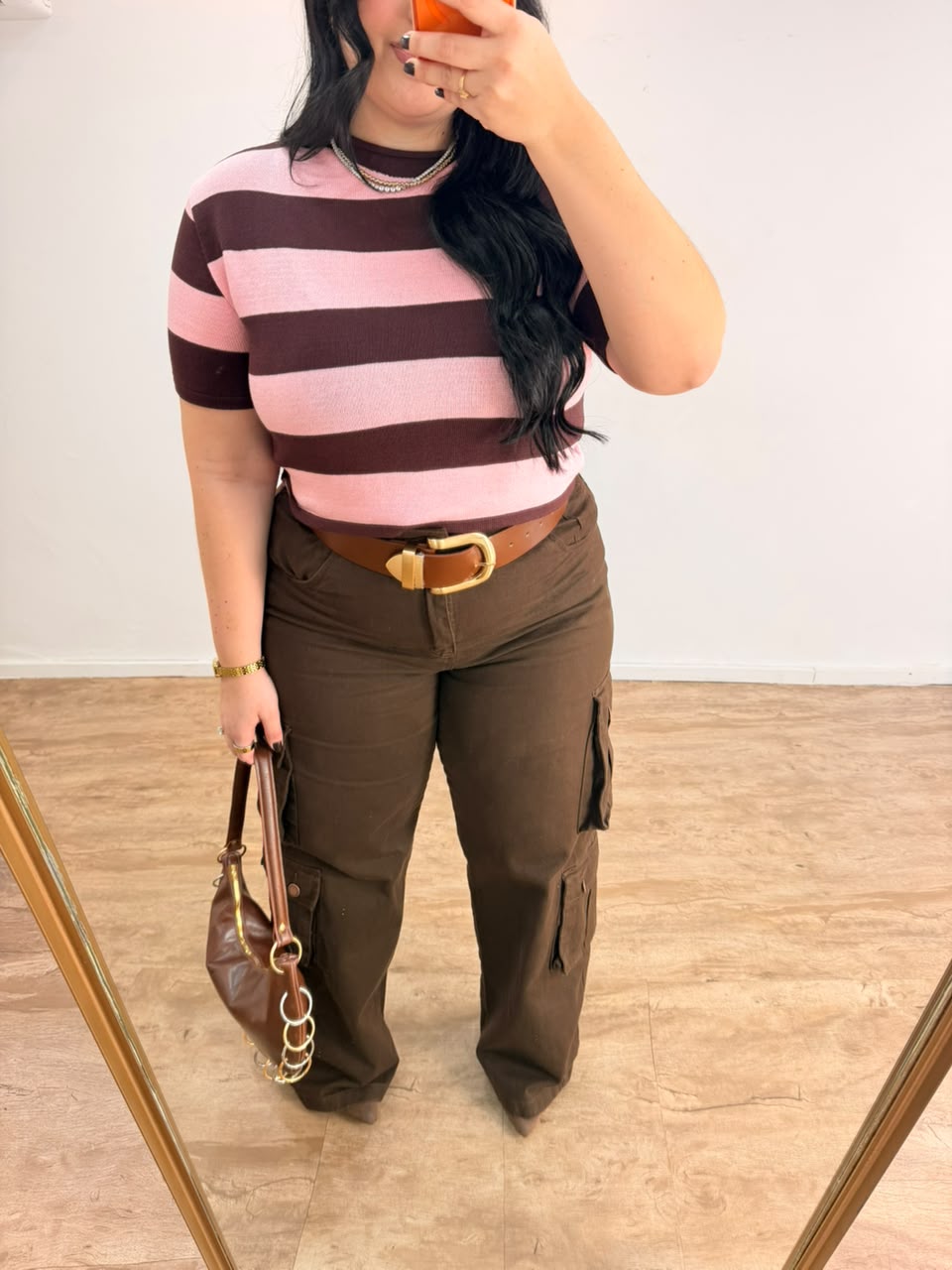 T-shirt cropped em tricô listrada