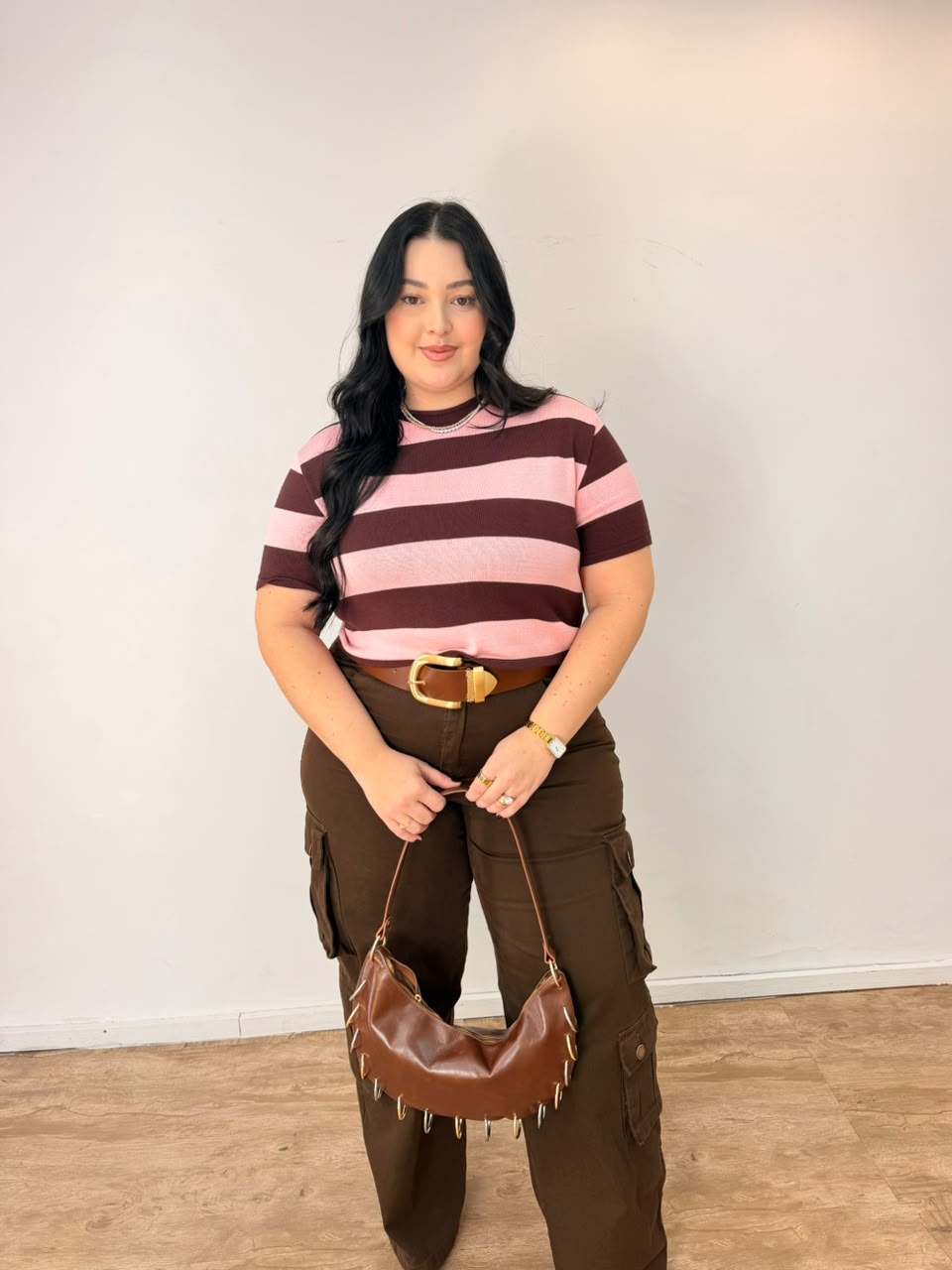 T-shirt cropped em tricô listrada