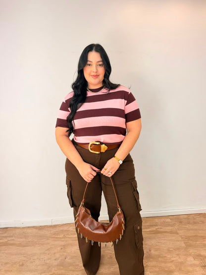 T-shirt cropped em tricô listrada