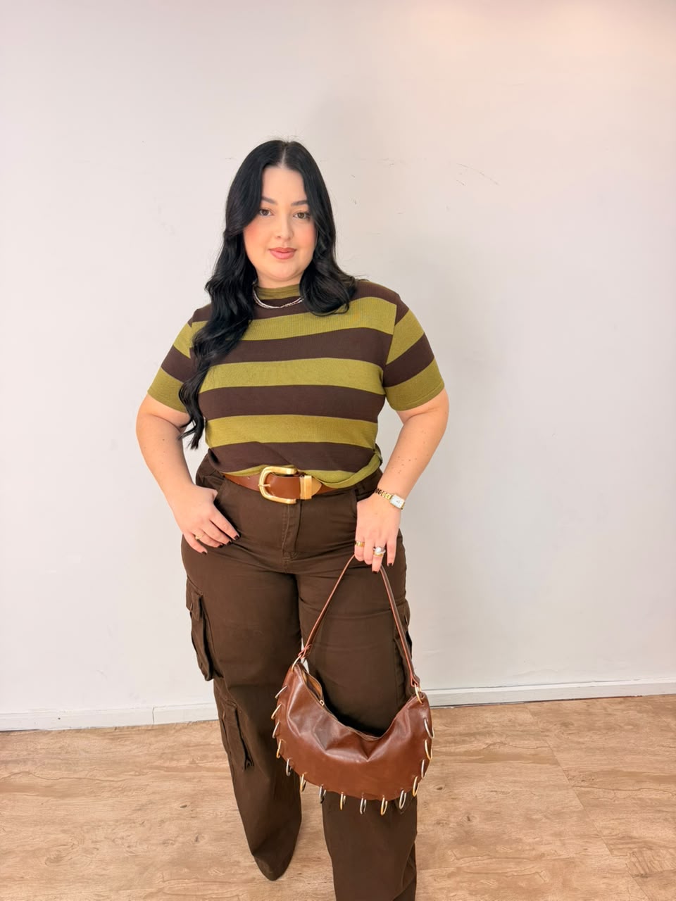 T-shirt cropped em tricô listrada
