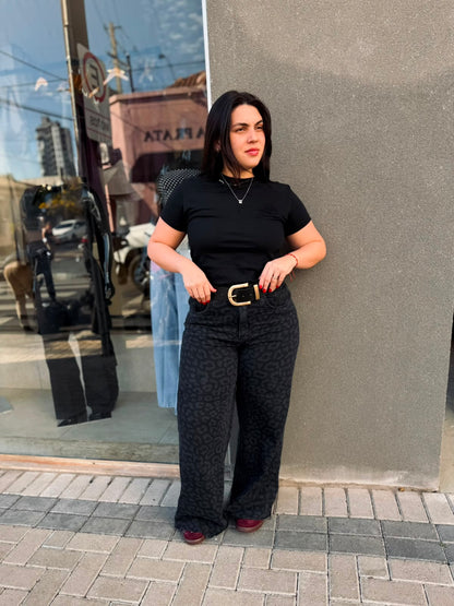 Wide Leg Jeans Onça Black - Pré Venda