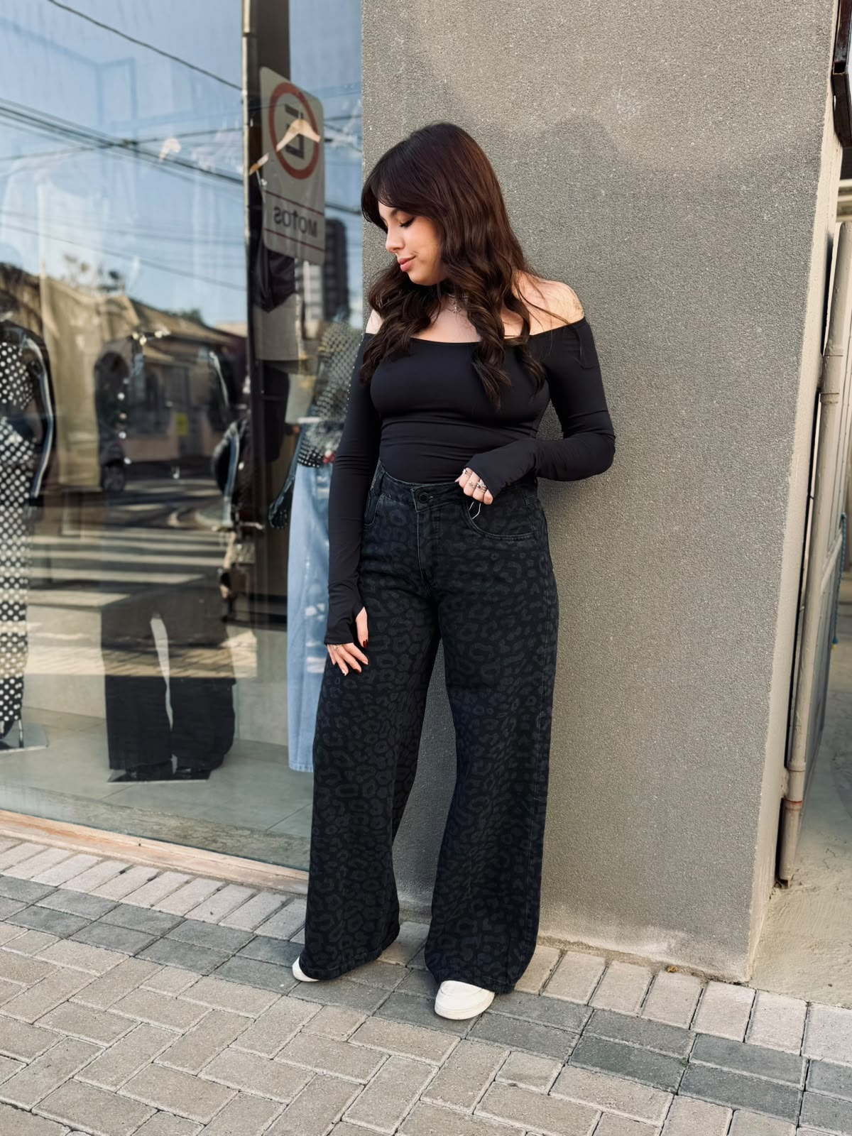 Wide Leg Jeans Onça Black - Pré Venda