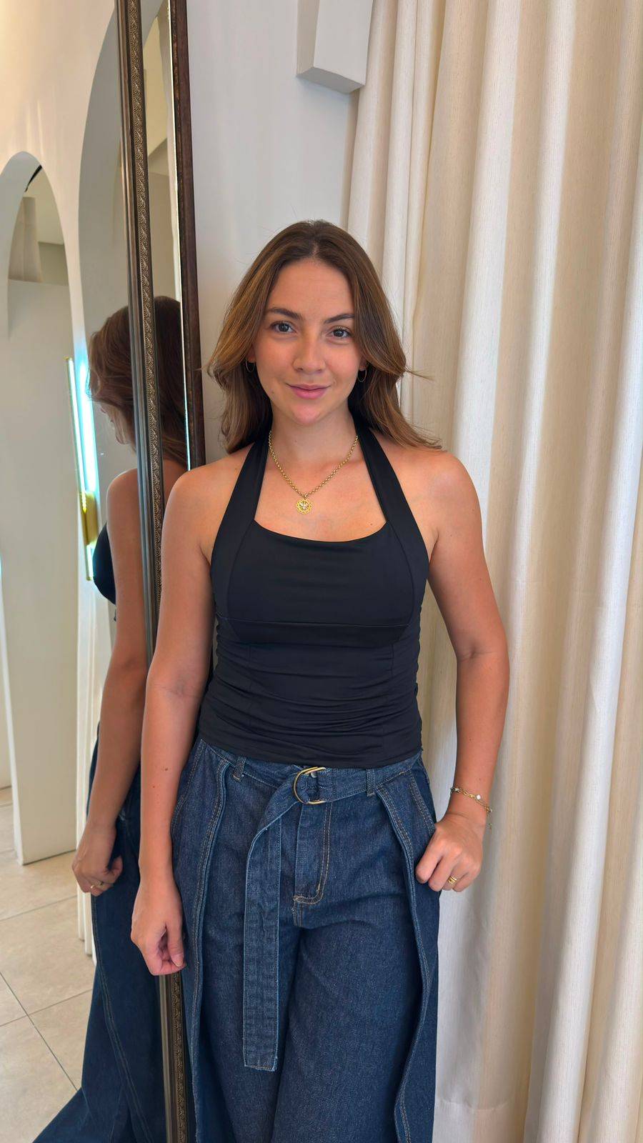 Blusa Poliamida com Amarração no Pescoço
