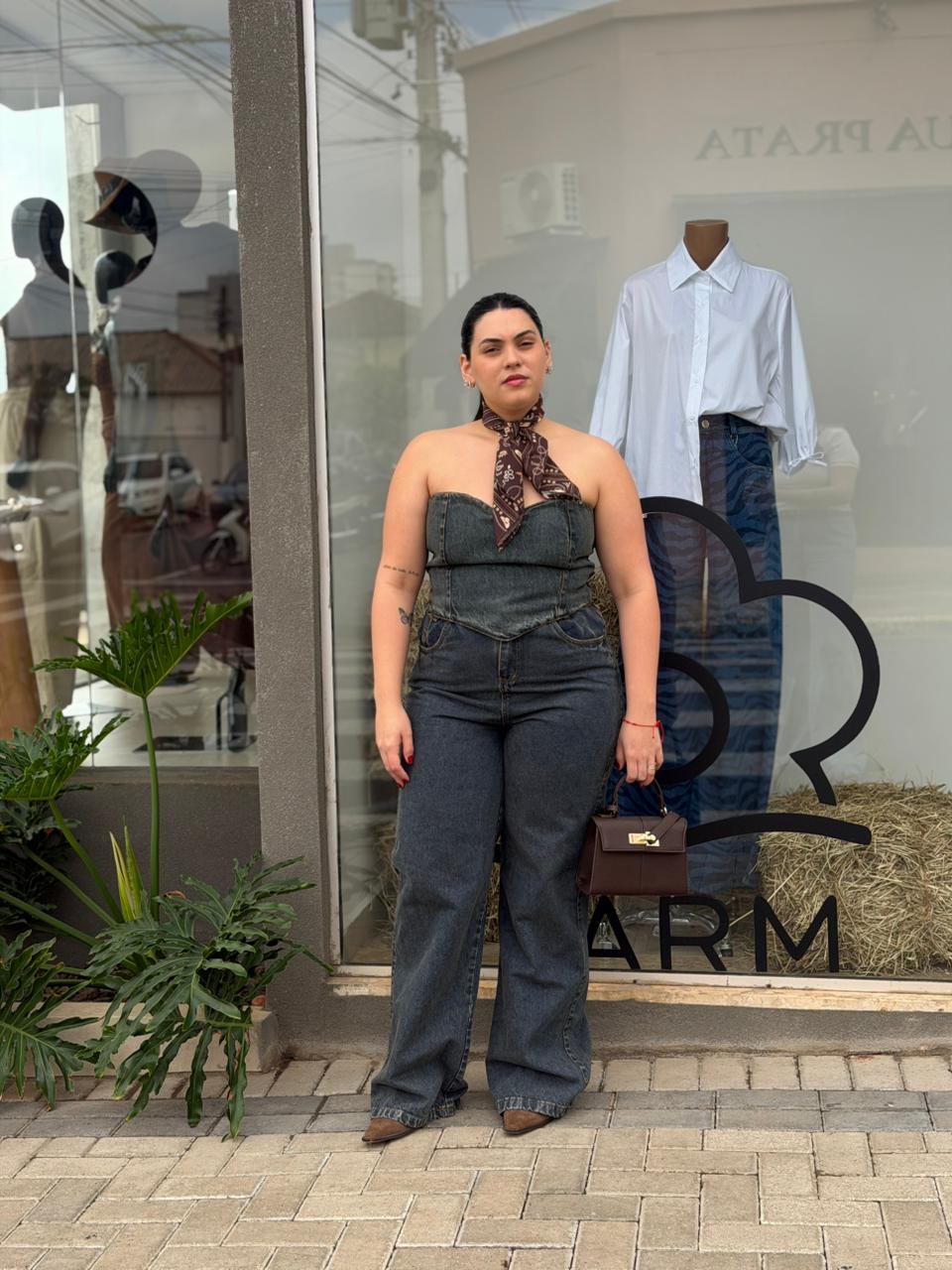 Conjunto Jeans com Cropped Tomara que Caia
