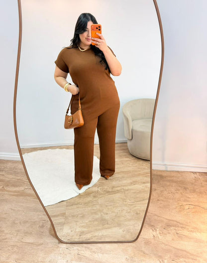 Conjunto Assimétrico com Calça em Ribana Sabrina