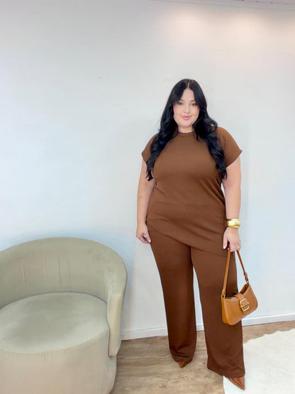 Conjunto Assimétrico com Calça em Ribana Sabrina