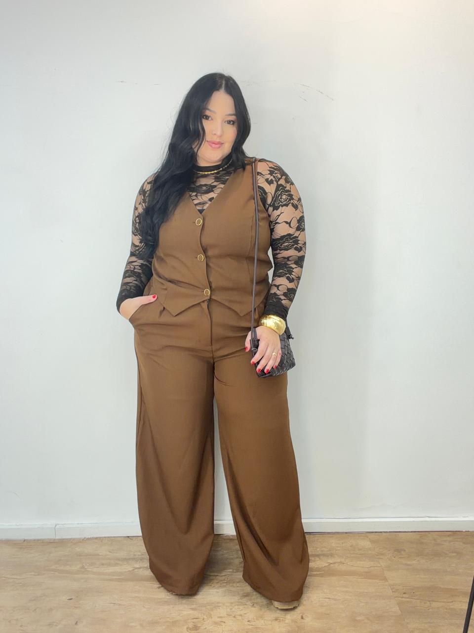 Conjunto Alfaiataria Colete e Pantalona Aurora