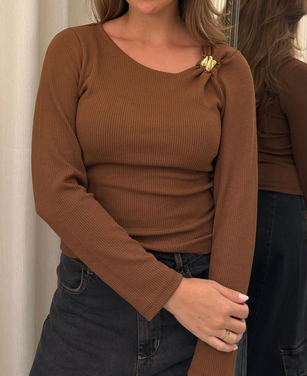 Blusa Manga longa Canelada Victória