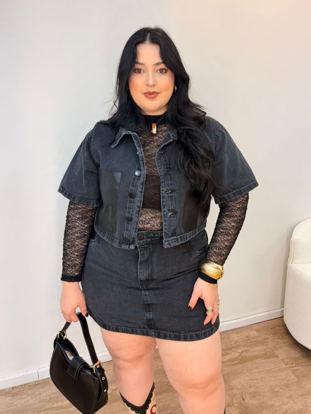 Conjunto Saia Jeans com Bolso de Couro
