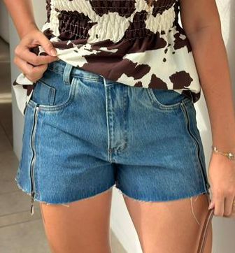 Short Jeans Zíper Lateral