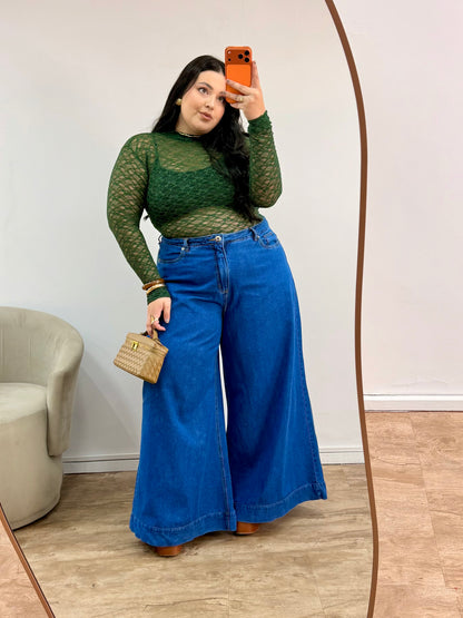 Blusa Feminina de Renda Elegante e Sofisticada