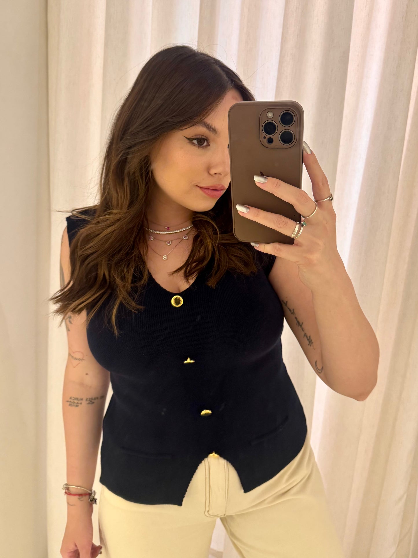 Colete Feminino em Tricô Versátil e Elegante
