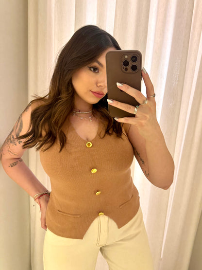 Colete Feminino em Tricô Versátil e Elegante