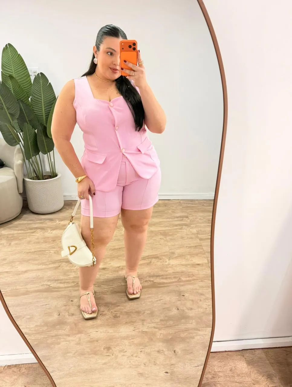 Conjunto de Alfaiataria com Colete e Short Estruturado Fernanda