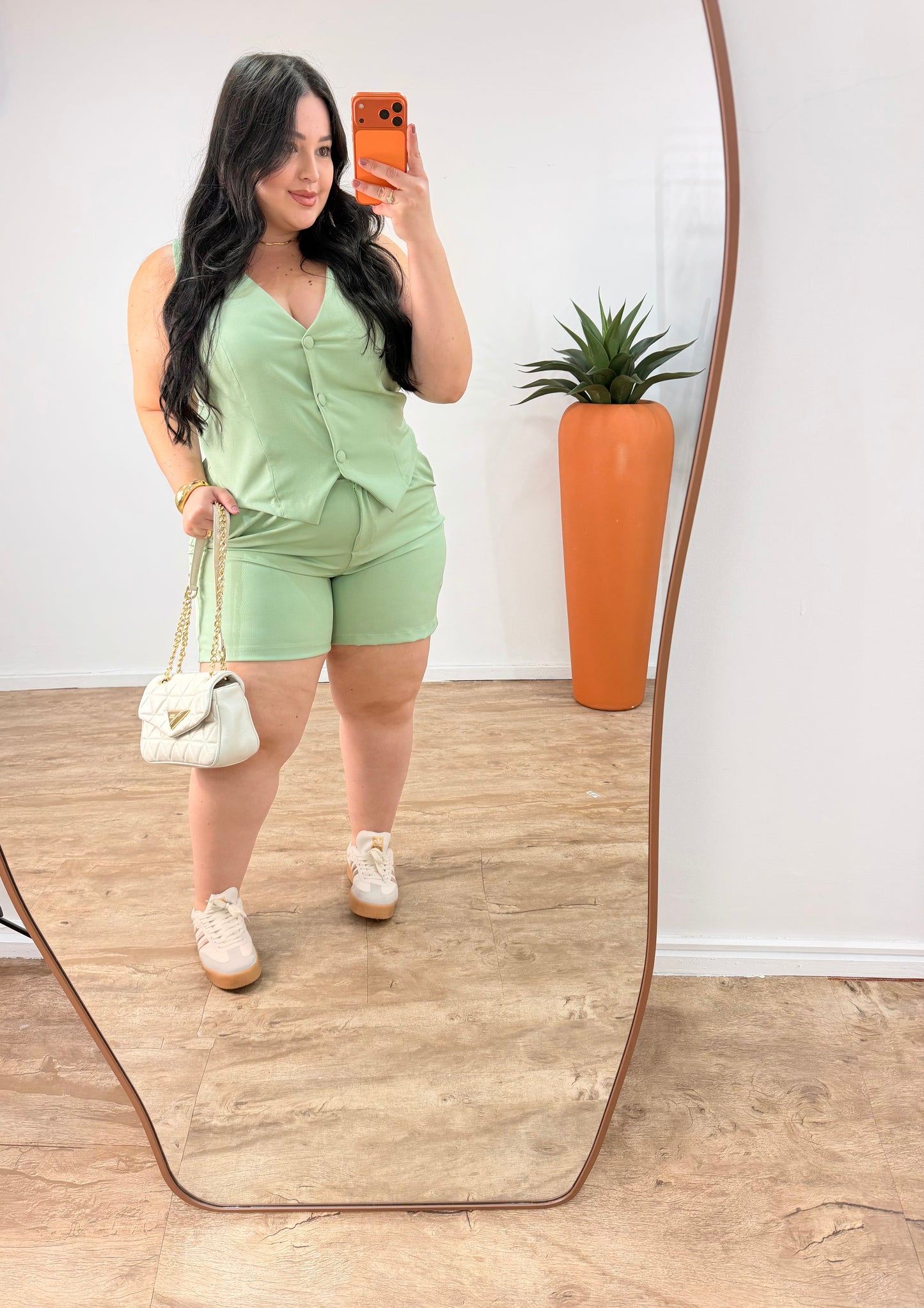 Conjunto de Alfaiataria com Colete e Short Estruturado Lola