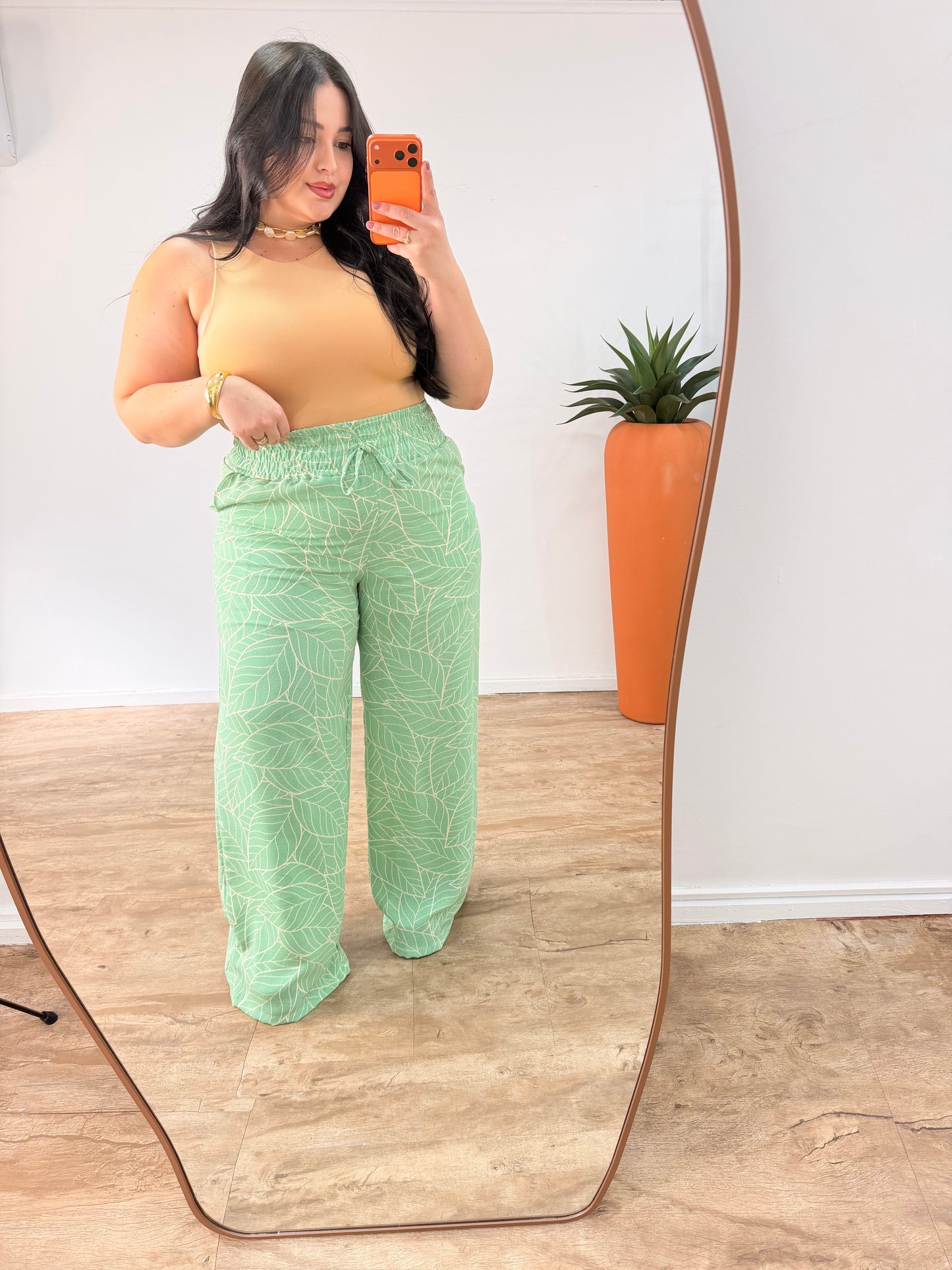 Calça Pantalona Feminina em Crepe Elegante Ruti Verde