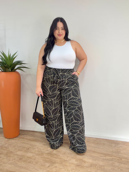 Calça Pantalona Feminina em Crepe Elegante Ruti Preta