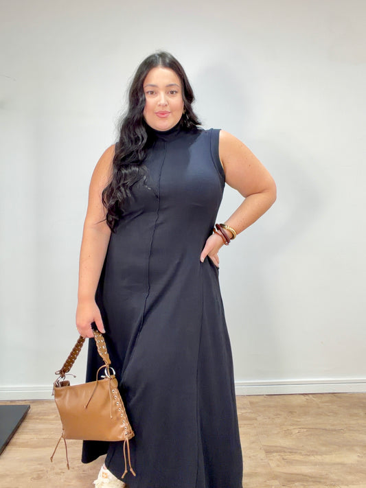 Vestido Canelado de Gola em Tecido Premium