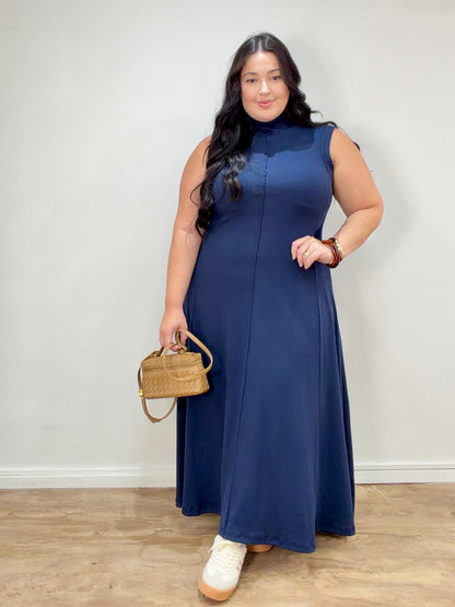 Vestido Canelado de Gola em Tecido Premium